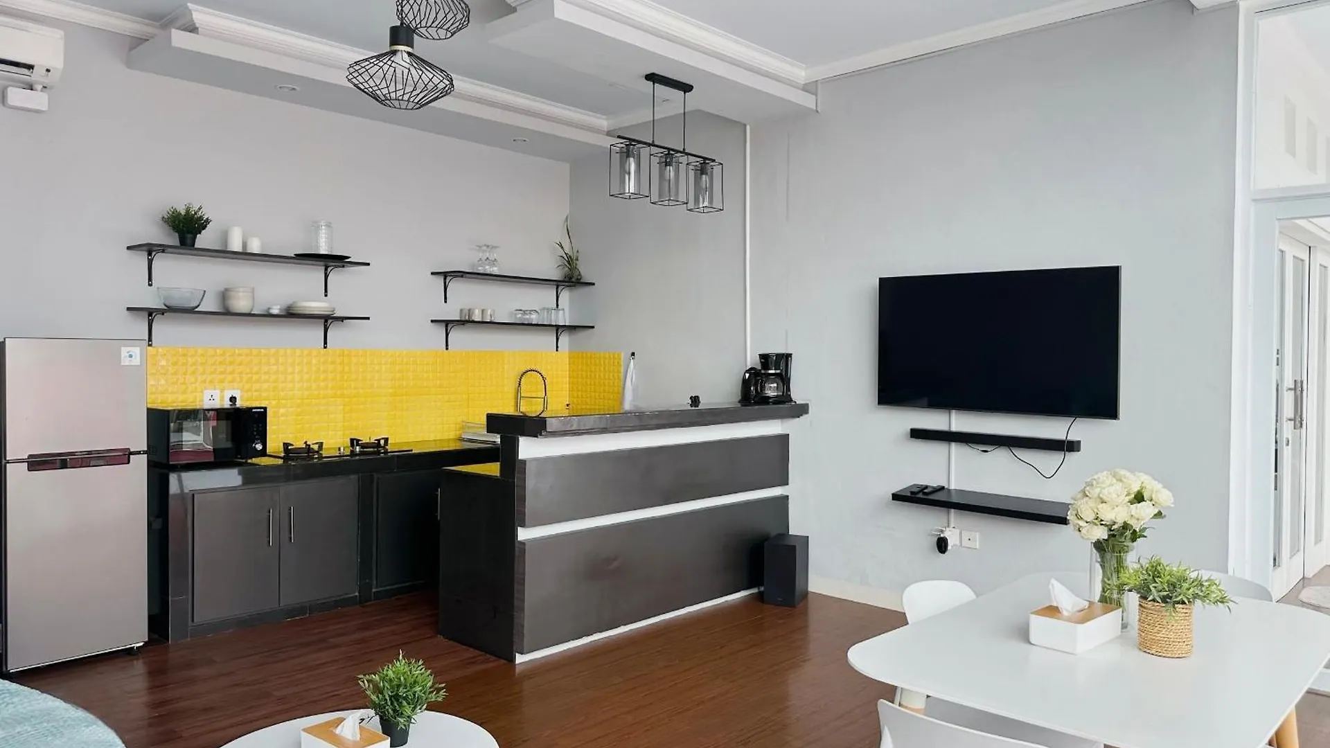 Cozy 2Br Canggu - 6 Mins To Berawa Beach - Netflix Canggu (Bali)