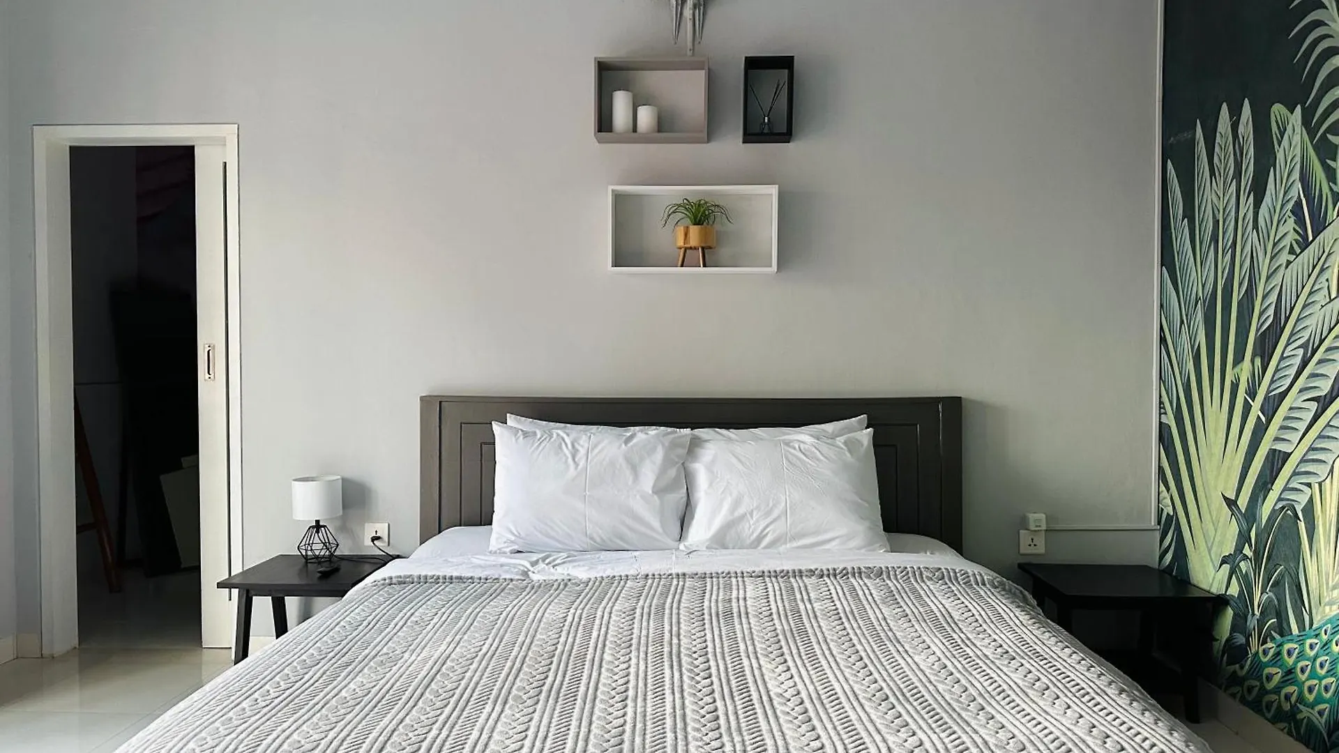 Cozy 2Br Canggu - 6 Mins To Berawa Beach - Netflix Indonesia